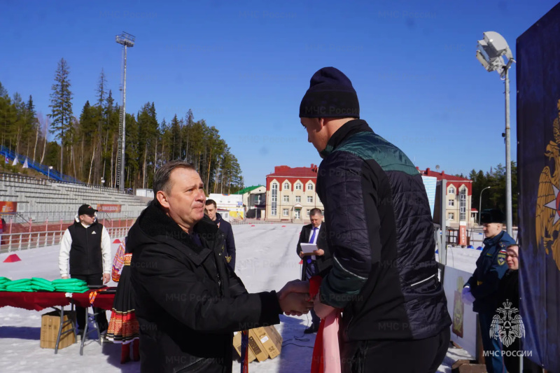 Лыжная трасса как арена мастерства: в Нижнем Тагиле определили лидеров второго этапа Спартакиады МЧС России