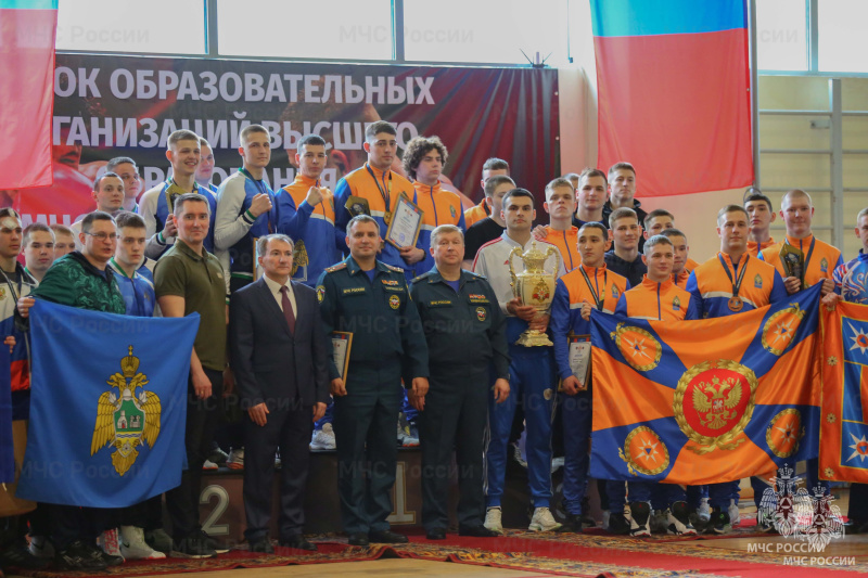 Сила, Воля и Дух Победы! В Академии гражданской защиты завершился Кубок МЧС России по боксу.
