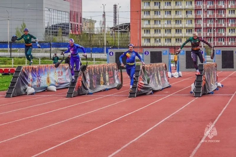 В Волгограде стартовали XXV соревнования по пожарно-спасательному спорту на приз «Кубок Победы»