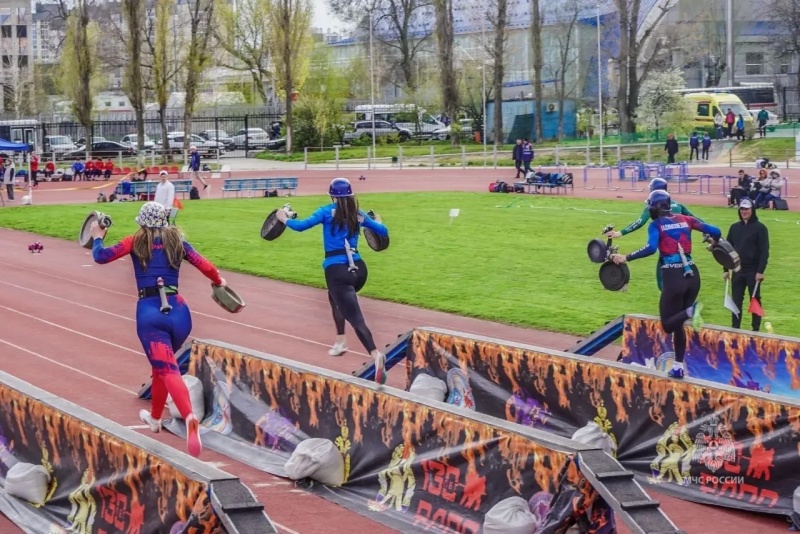 В Волгограде стартовали XXV соревнования по пожарно-спасательному спорту на приз «Кубок Победы»