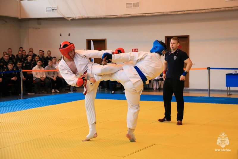 В Москве спортсмены вузов МЧС России по рукопашному бою сразились за победу