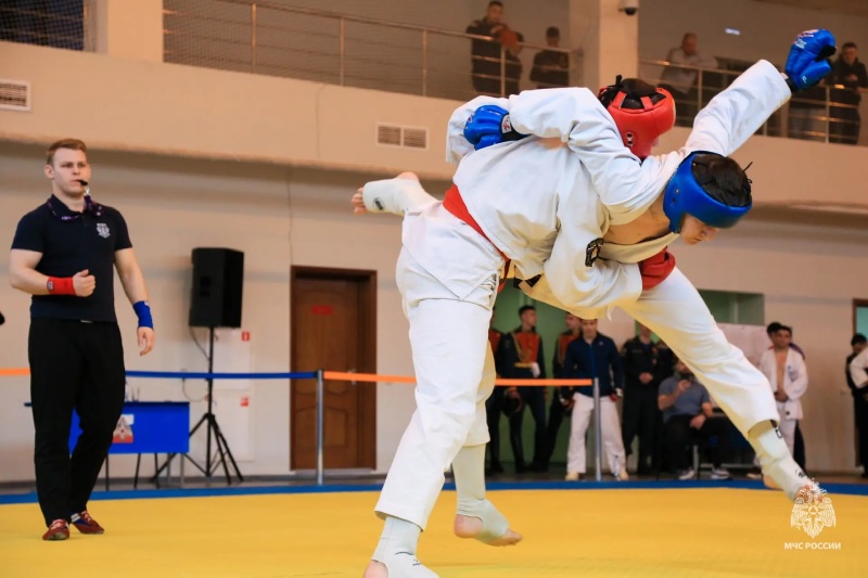 В Москве спортсмены вузов МЧС России по рукопашному бою сразились за победу