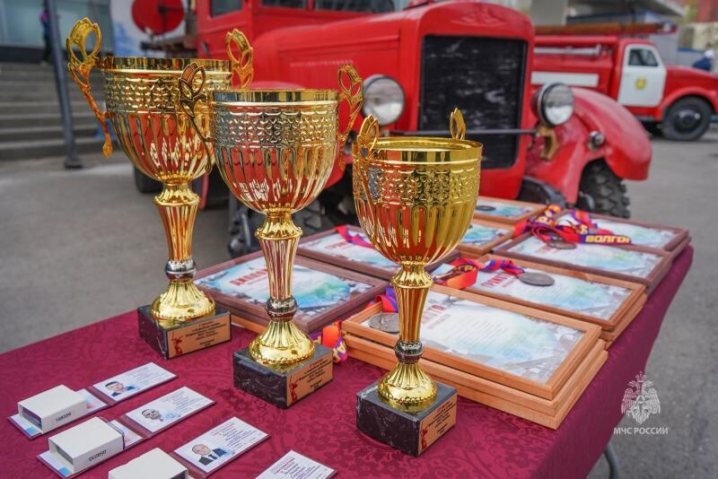 В Волгограде завершились XXV Всероссийские соревнования по пожарно-спасательному спорту на приз «Кубок Победы»