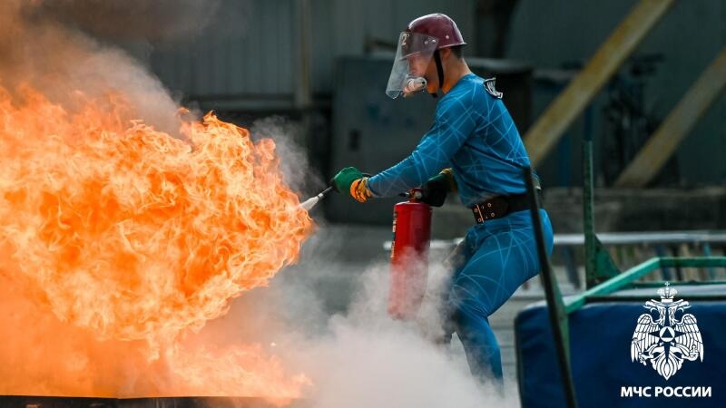 В Новокузнецке прошли Всероссийские соревнования МЧС России по пожарно-спасательному спорту памяти мастера спорта СССР Сергея Бушуева