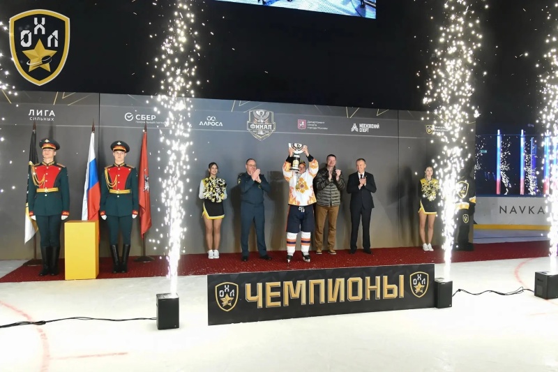 Триумф спасателей на льду: Сборная МЧС России – чемпион Офицерской хоккейной лиги!