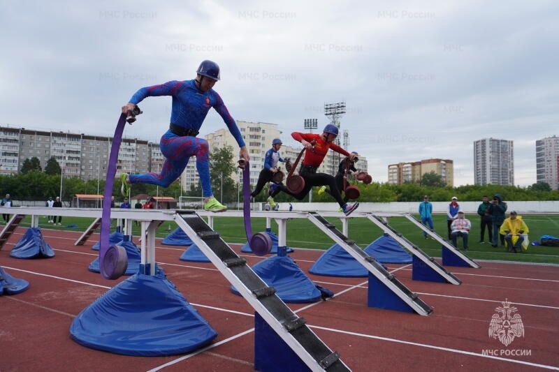 Свердловские спортсмены – чемпионы Всероссийских соревнованиях МЧС России по пожарно-спасательному спорту «Мемориал Е.П. Савкова»