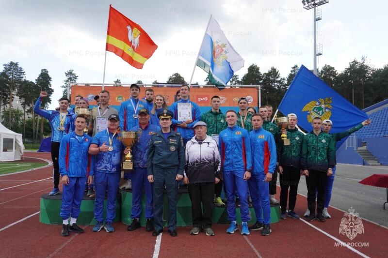 Свердловские спортсмены – чемпионы Всероссийских соревнованиях МЧС России по пожарно-спасательному спорту «Мемориал Е.П. Савкова»