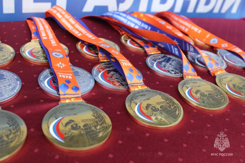 Сборные России и Беларуси стали победителями в пожарной эстафете на чемпионате мира в Жуковском