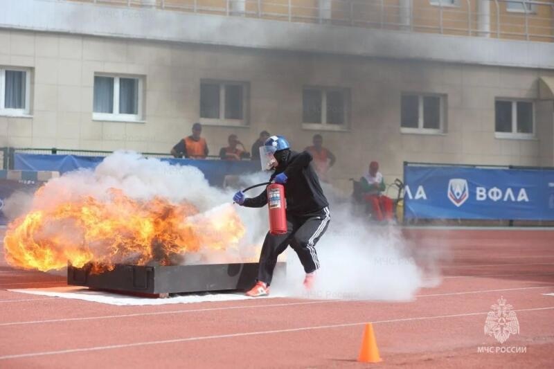 Сборные России и Беларуси стали победителями в пожарной эстафете на чемпионате мира в Жуковском