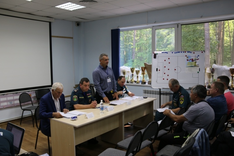 В Калуге состоялось торжественное открытие Межрегиональных соревнований по пожарно-спасательному спорту!