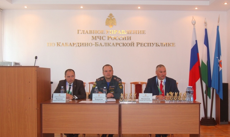 Опубликованы протоколы и фото-отчет Всероссийских соревнований по пожарно-спасательному спорту, посвященных памяти Героя Российской Федерации В.М.Максимчука