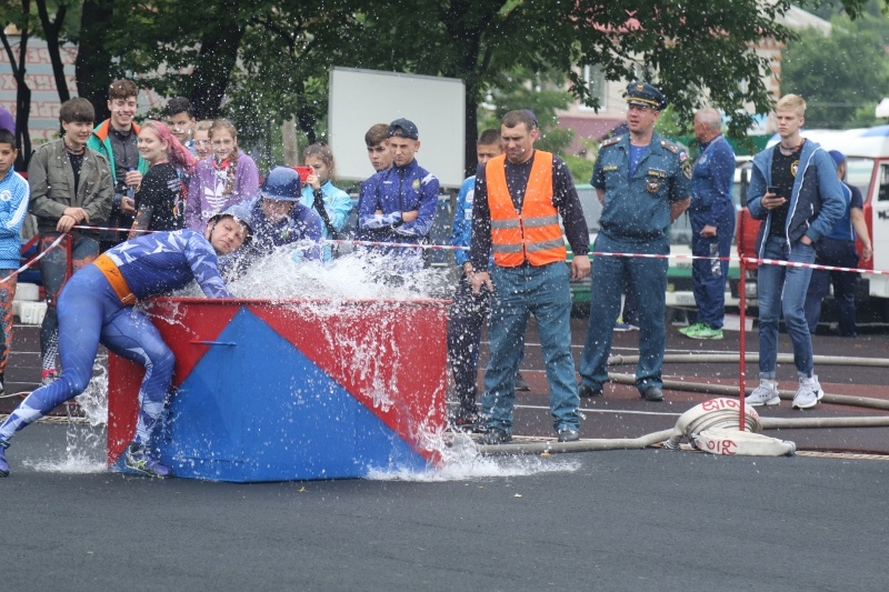 В городе Находка завершились Межрегиональные соревнования по пожарно-спасательному спорту. 