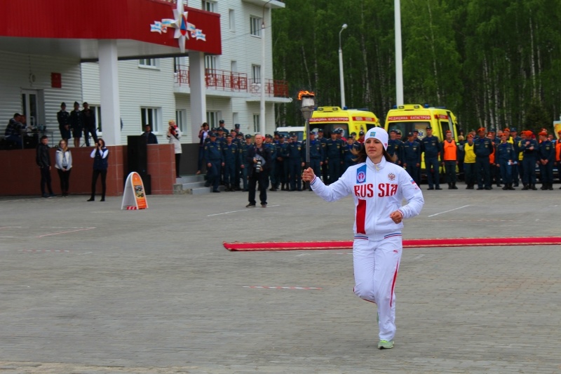 В Подмосковье состоялись Международные соревнования по пожарно-спасательному спорту на Кубок "Дружбы" и приз "Золотая штурмовка", посвященные 30-й годовщине со дня ликвидации Чернобыльской катастрофы