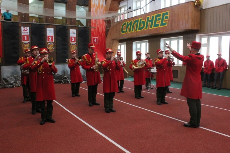 В Казани дан старт XVI Всероссийским соревнованиям на Кубок Премьер-министра Республики Татарстан по пожарно-спасательному спорту