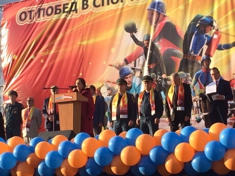 В Курске состоялось торжественное открытие Всероссийских соревнований по пожарно-спасательному спорту среди министерств и ведомств, посвященных памяти Героя России В.М. Максимчука