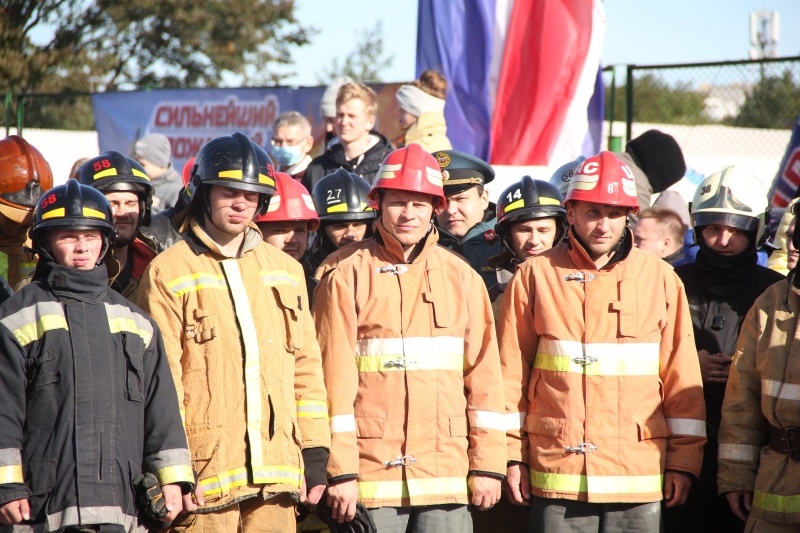 В городе на Неве во второй раз прошли соревнования «Сильнейший пожарный»