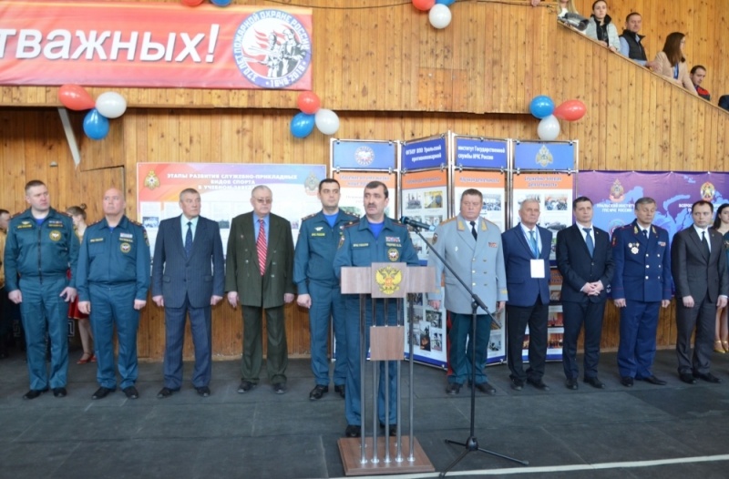 Всероссийские соревнования по пожарно-спасательному спорту среди образовательных организаций высшего образования МЧС России в закрытом помещении, приуроченные к 370-летию Пожарной охраны России, открыты
