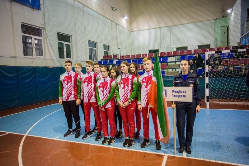 Торжественное открытие XIX зимних соревнований по пожарно-спасательному спорту среди юношей и девушек «Рождественские старты»