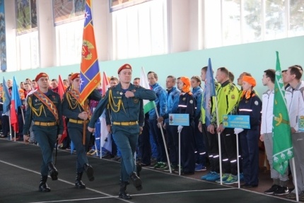 В Ульяновске стартовал первый день Всероссийских соревнований по пожарно-спасательному спорту среди специальных управлений ФПС МЧС России